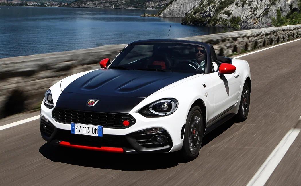 Abarth 124 Spider