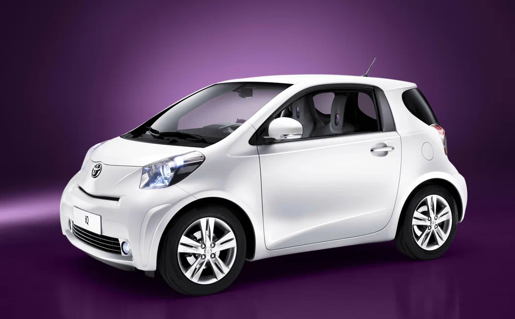Toyota iQ