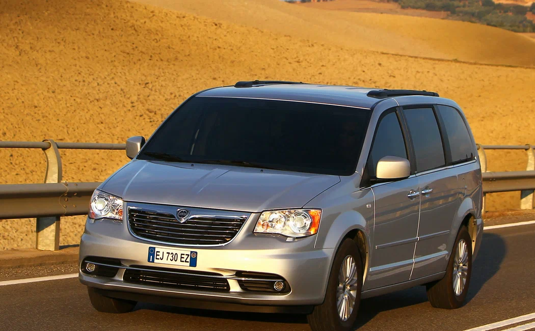 Lancia Voyager