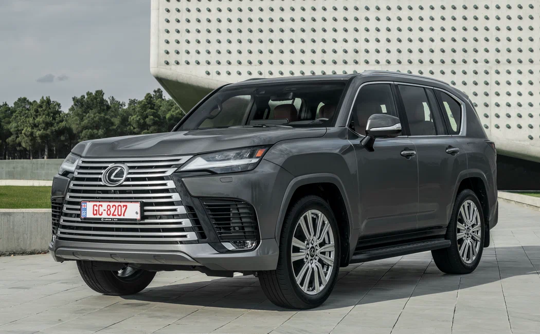 Lexus LX