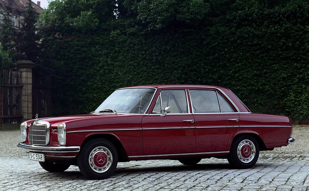 Mercedes-Benz W115