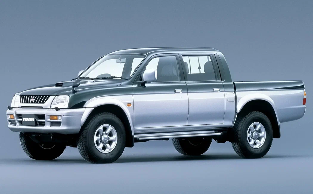 Mitsubishi Strada