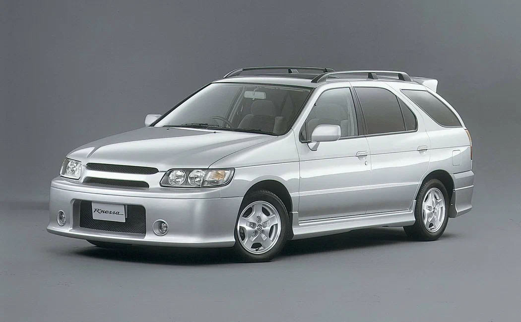 Nissan R'nessa