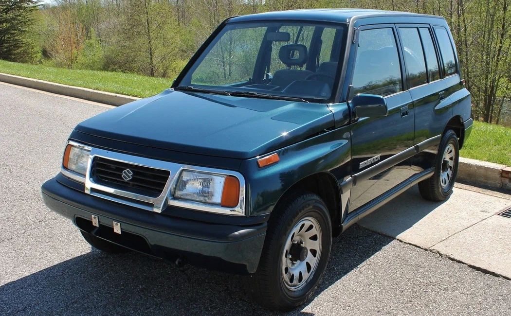 Suzuki Sidekick