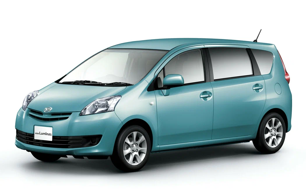 Daihatsu Boon Luminas